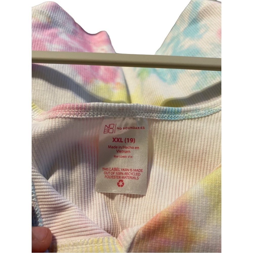 NO boundaries tie dye crop with smiley faces size XXL - Picture 3 of 3